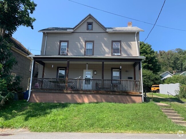 Building Photo - Completely Remodeled Single Family Home