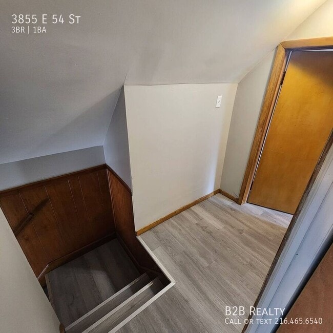 Photo - 3855 E 54th St