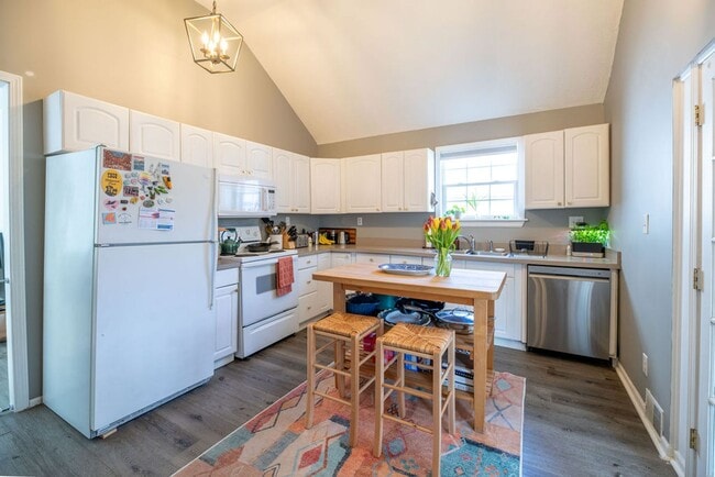 Photo - Prime Tremont Location | 2BR with Yard & Parking