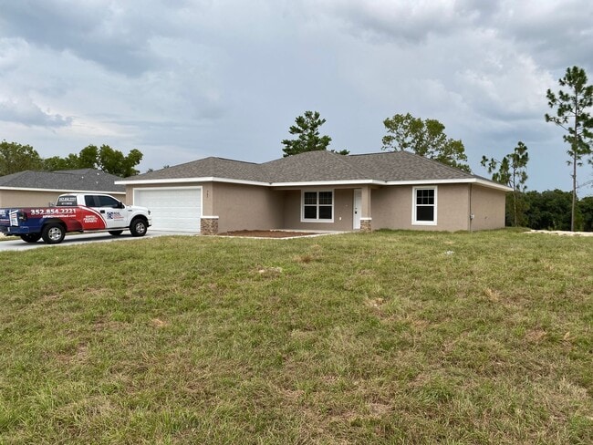 Photo - Custom Home - Desirable SW Ocala Neighborhood 3/2/2 **Won't Last**