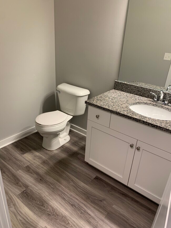 Shelby Pointe Village Apartments For Rent in Shelby Township, MI