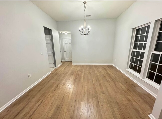 Photo - 209 Highgate Cir