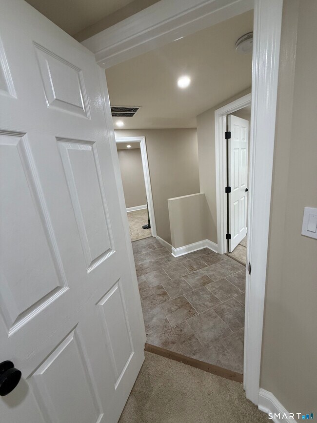 Photo - 1440 N Main St