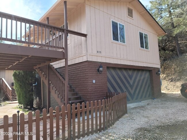 Photo - 825 Allen Dr House