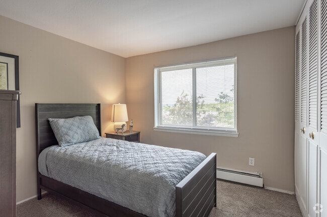 2BD, 1.5BA - 673SF