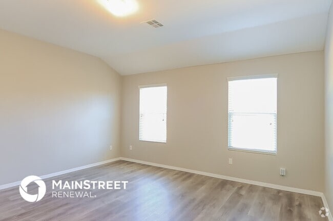 Building Photo - 9125 SW 55th St Rental