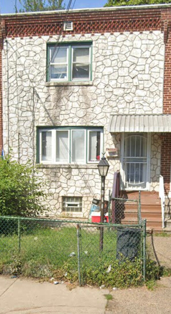 Photo - 3811 High St House