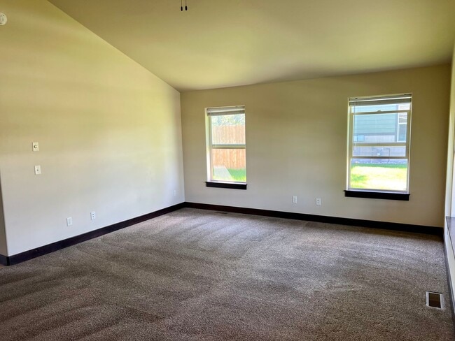 Photo - 3 Bed 2 Bath home in Bozeman