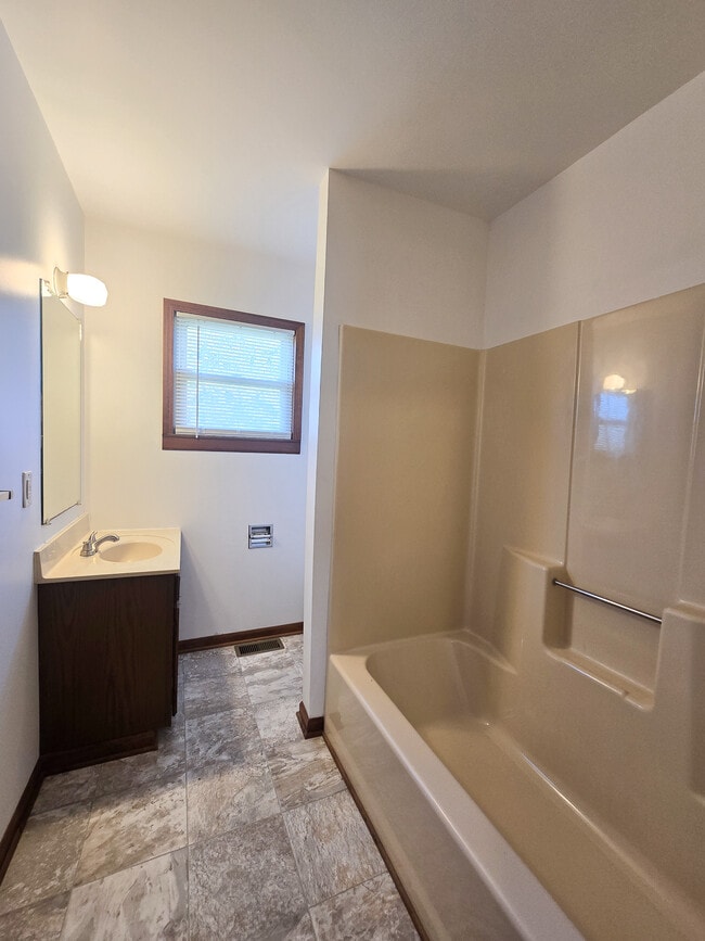 Photo - 10451 SE 214th St