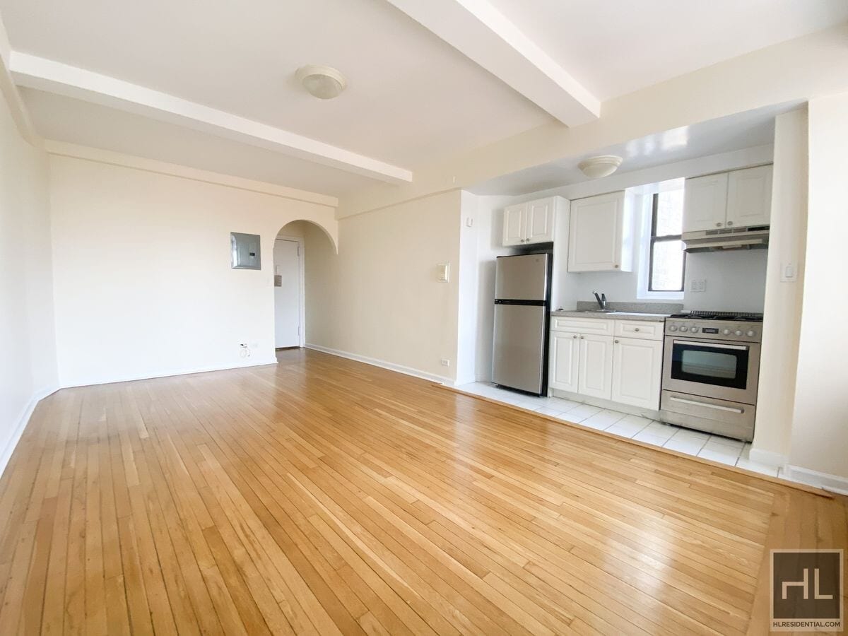 Photo - AMSTERDAM AVENUE Unit 3E