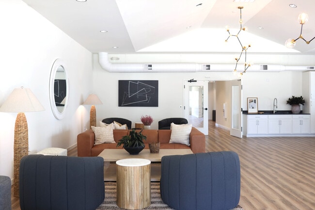 Photo - 98 Penn Place