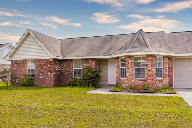 ST. MARTIN SCHOOL DISTRICT - 3 BED 2 BATH ... - ST. MARTIN SCHOOL DISTRICT - 3 BED 2 BATH ... House