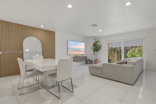 Photo - 10805 NW 3rd Ct