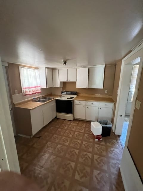 Photo - 1031 N Florence Ave