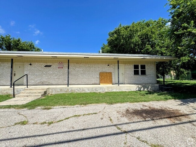 Building Photo - 1203 Willow Springs Rd Unit C Rental
