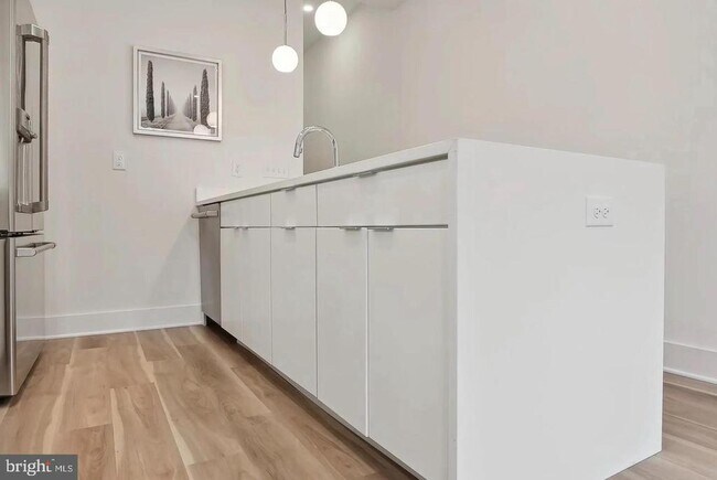 Photo - 2015 13th St NW Unit 2