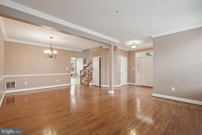 Photo - 641 Springhouse Square SE