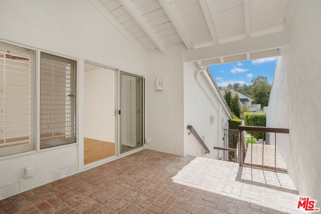 Photo - 4618 Park Mirasol