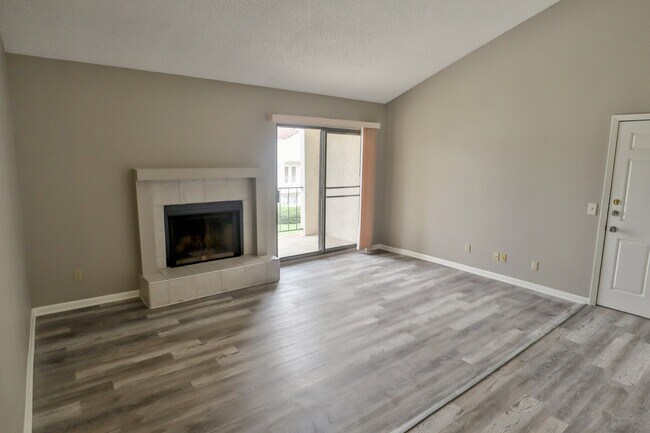 Photo - 2255 Thousand Oaks Dr