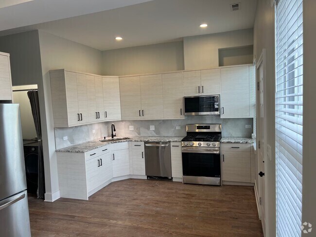 Building Photo - 2750 W Wilcox St Unit 1 Rental