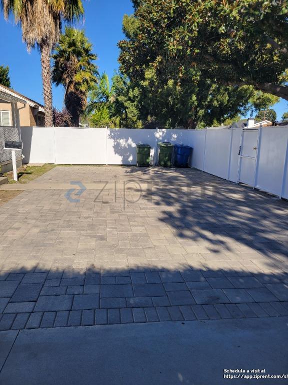 Photo - 4451 Stansbury Ave