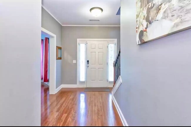 Photo - 219 Rowlette Cir