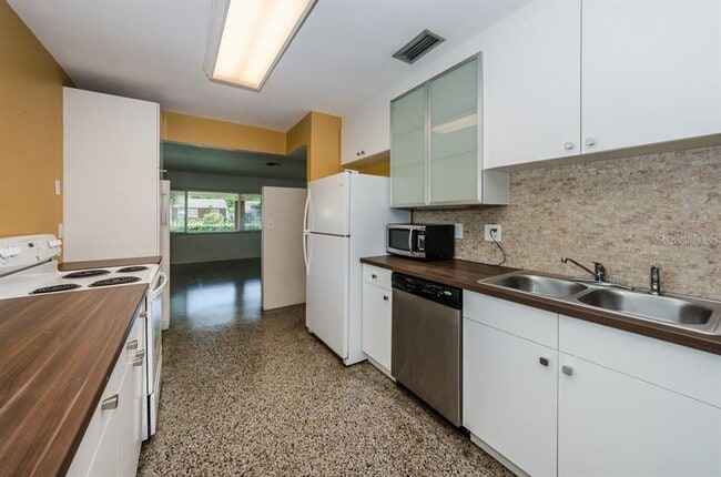Photo - 5401 5th Ave N