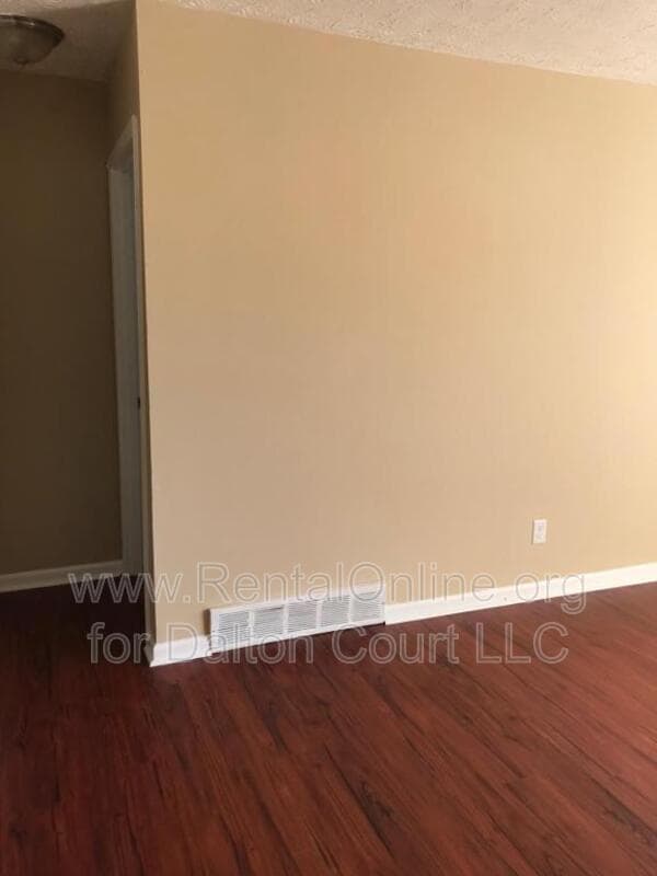 1811 Dalton Ct Unit B