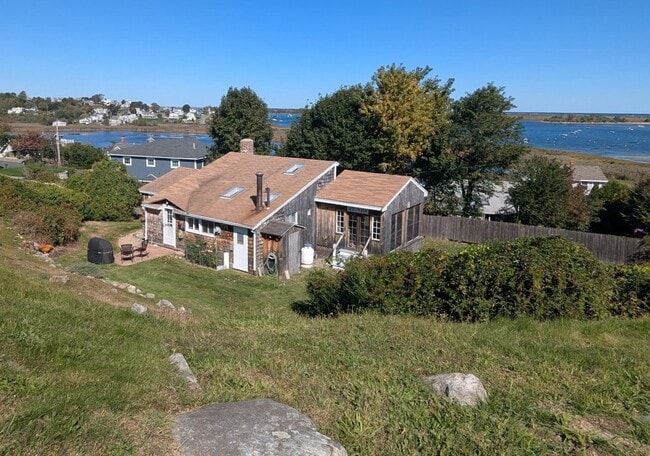 43 Bayview Rd
