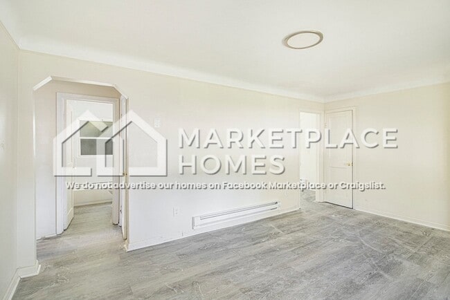 Photo - 17097 Lincoln Ave