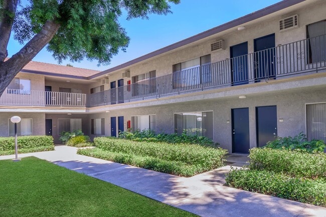Photo - La Ramada Apartment Homes