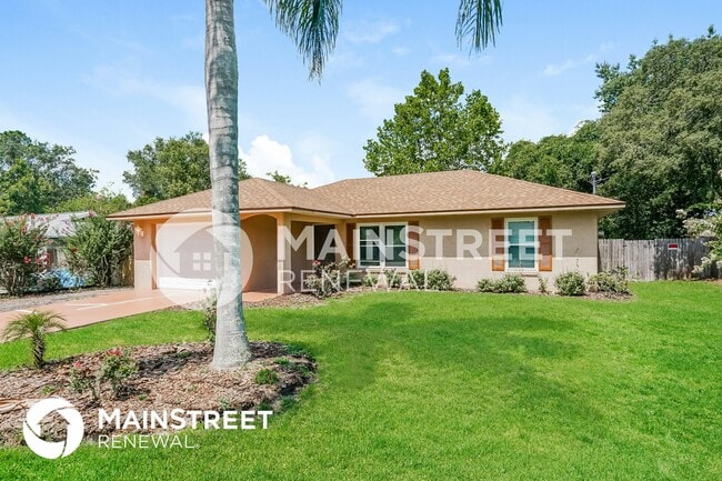 Photo - 258 Charles Ave