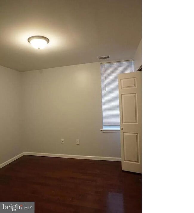 Photo - 4945 Chestnut St Unit 1ST FL