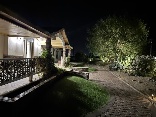 Building Photo - 19238 E Starflower Dr