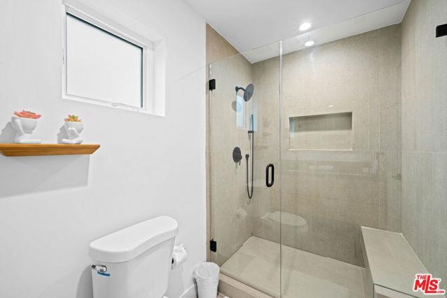Building Photo - 835 N McCadden Pl Unit 1 Rental