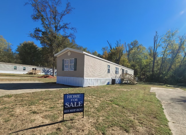 Photo - 92 Deerwood Park