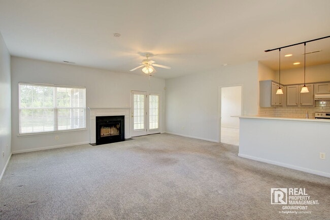 Photo - 2815 Summertrees Blvd