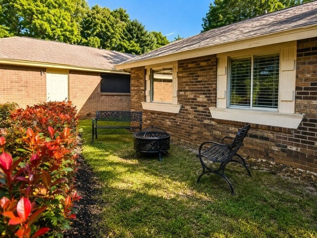 Photo - 5114 Enchanted Timbers Dr