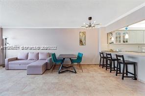 Photo - 3725 S Ocean Dr Unit 811