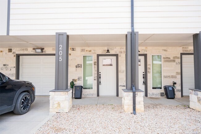 Photo - 2519 Washington St Unit 205