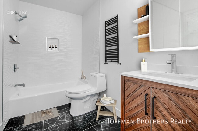 Photo - 5928 S Hoover St Unit 3/4