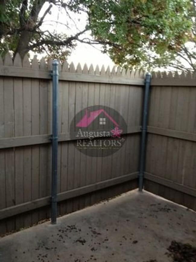 Photo - Great 1 bed 1 bath apartments!! Unidad 133B