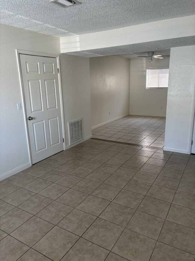 1832 Goldfield St Unit 1