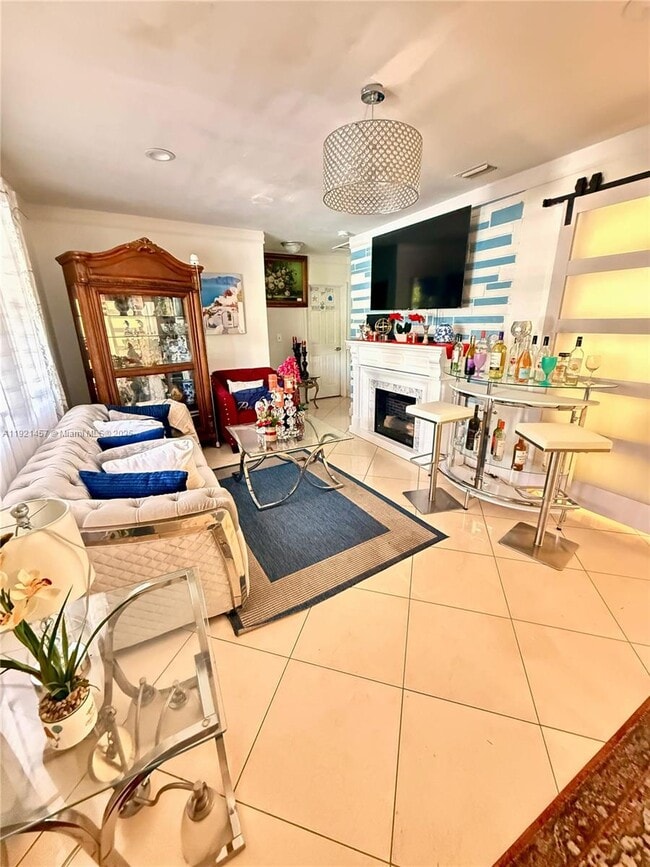 Photo - 7666 La Salle Blvd