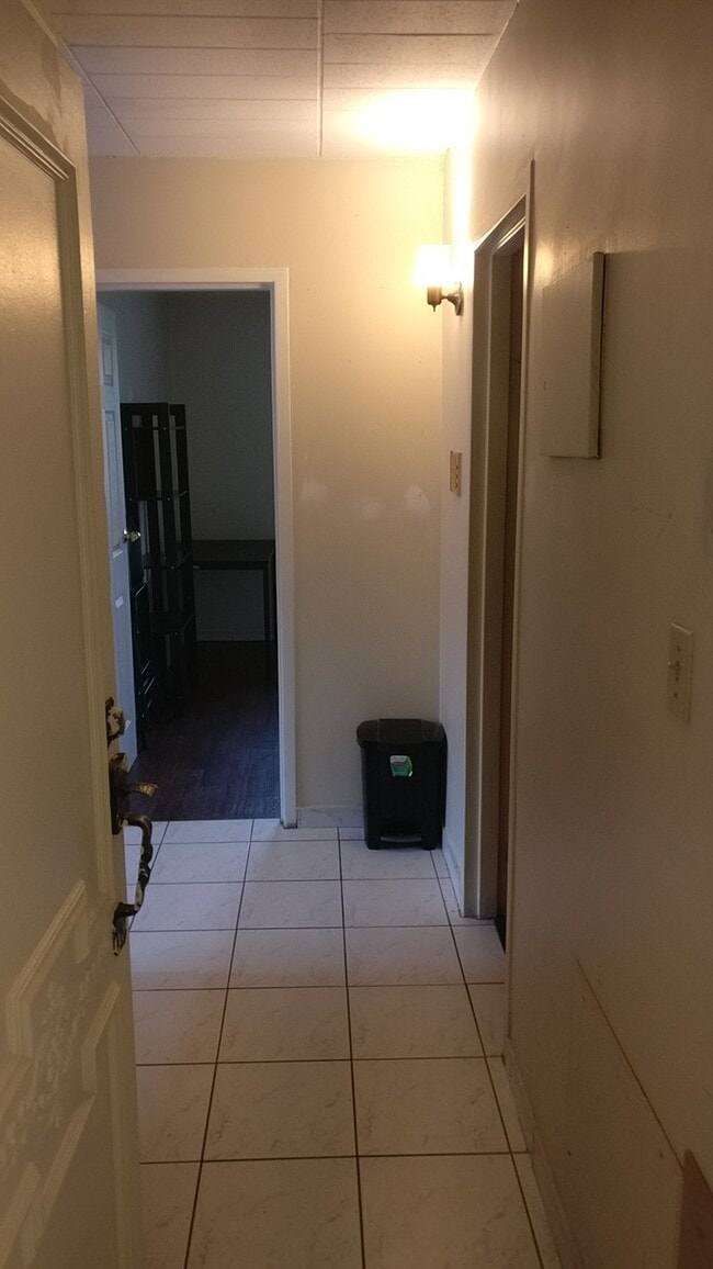 Photo - 3044 Sandwich St. Unit 204