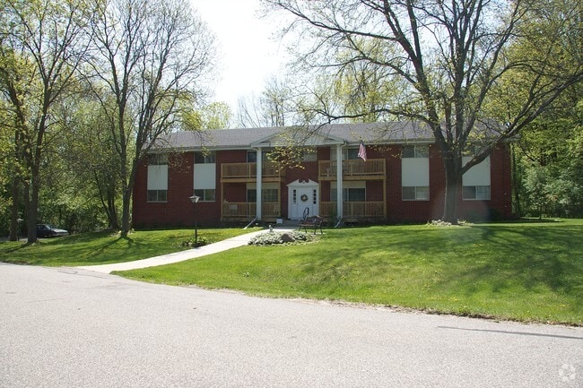 Photo - 207 - 209 Williamsburg Dr