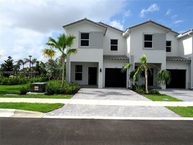 Building Photo - 18417 SW 1st St Rental