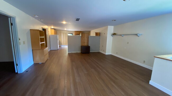 Photo - 17 Hambey Ln Unit B