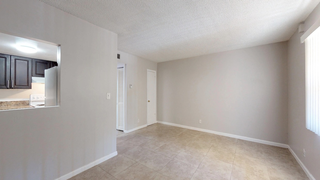 Photo - Oakland Park Villas Apartments