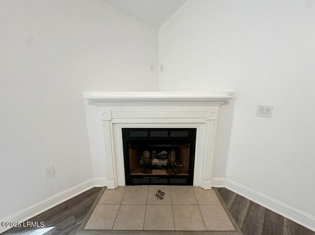 15 Applemint Ln